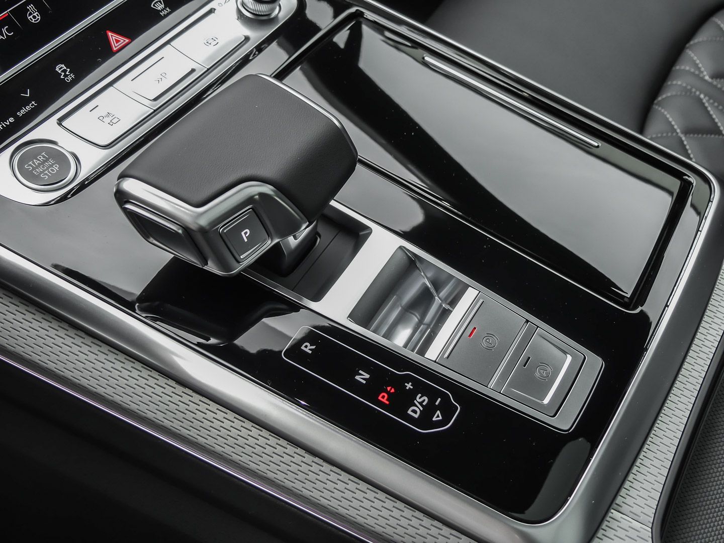 Audi Q7 50 TDI quattro S line +BANG&OLUFSEN+AHK+PANO