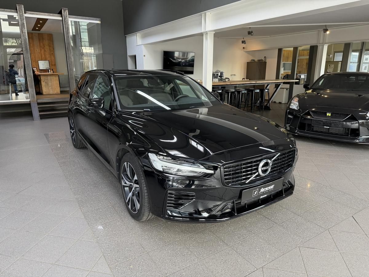 Volvo V60 T6 Twin Engine AWD R-Design LED Pano. H&K AH