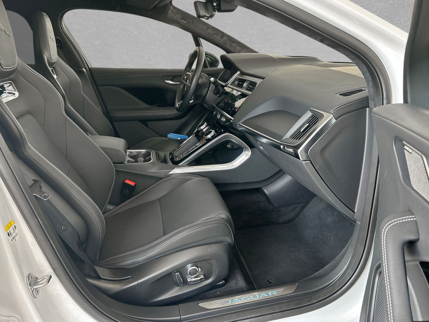 Jaguar I-Pace R-Dynamic HSE EV400 Winter-Paket HUD Stan