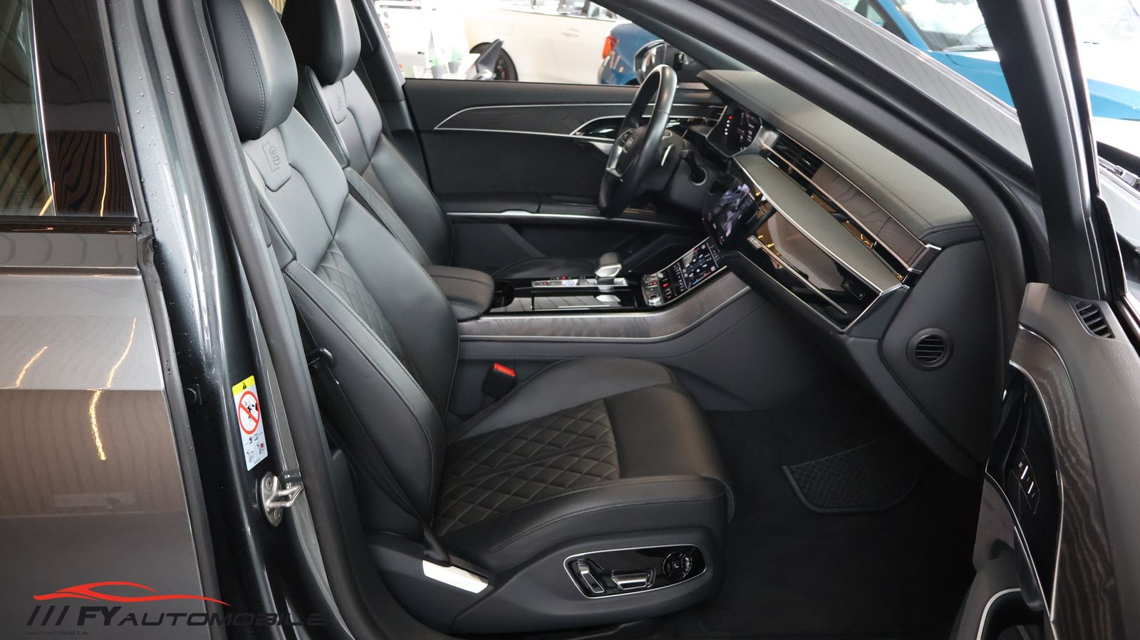 Audi A8 50 TDI quattro S Line* AHK* Head Up* St. Heiz
