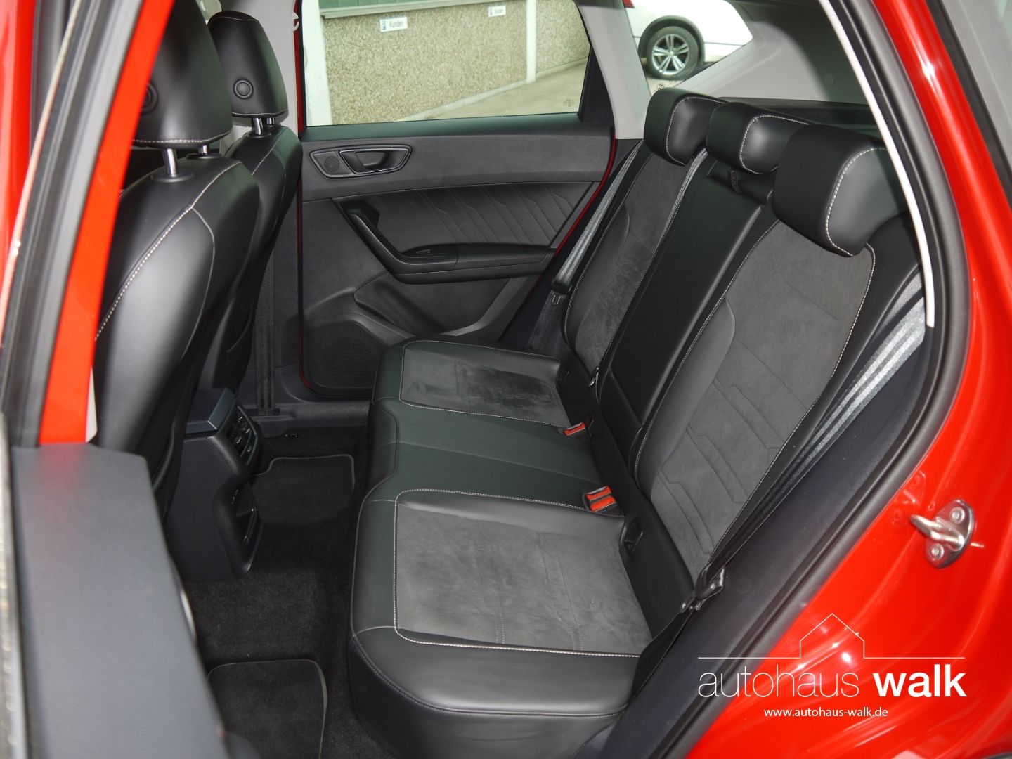 Seat Ateca 2.0 TDI DSG Xperience NAVI Beats AHK LED R