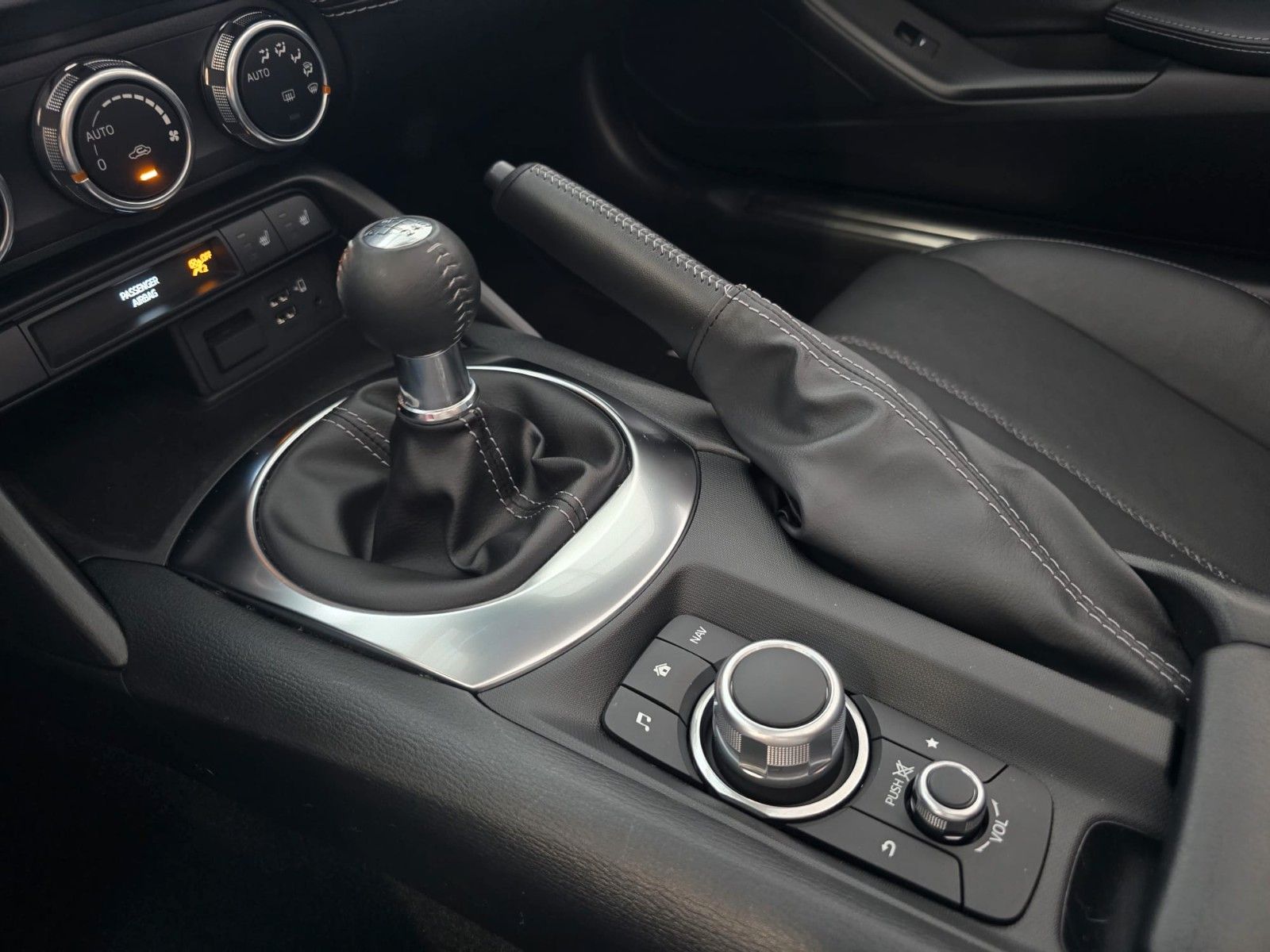 Mazda MX-5 SKYACTIV-G 1.5 Selection *LEDER*NAV*Bose*