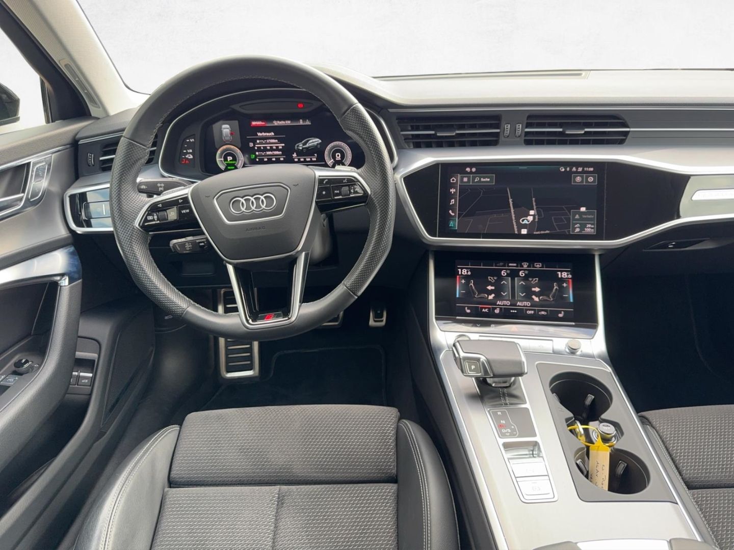 Audi A6 Avant 55 TFSIe quattro S-line - Samsaru's Car Outlet