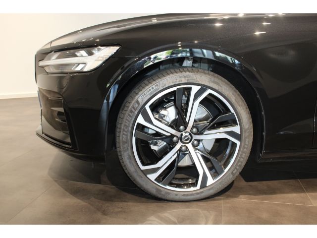 Volvo S60 B4 Benzin Plus Dark Panoramadach Blis Fronts