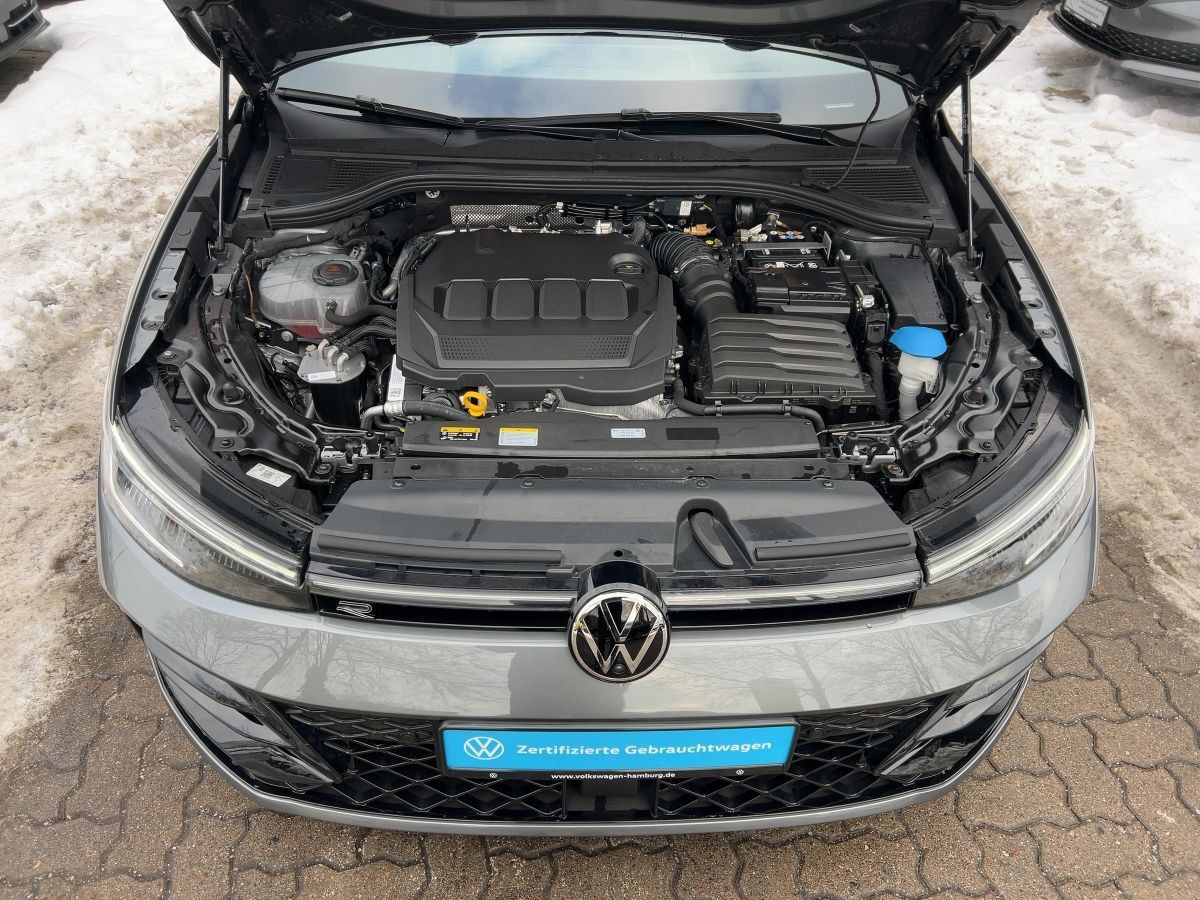 Volkswagen Passat R-Line "Signature" 2.0 TDI DSG 4M AHK DCC