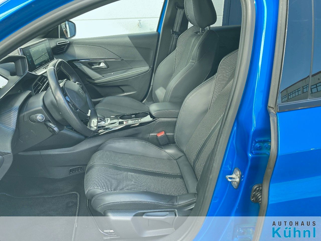 Peugeot E-208 GT Elektro - Samsaru's Car Outlet