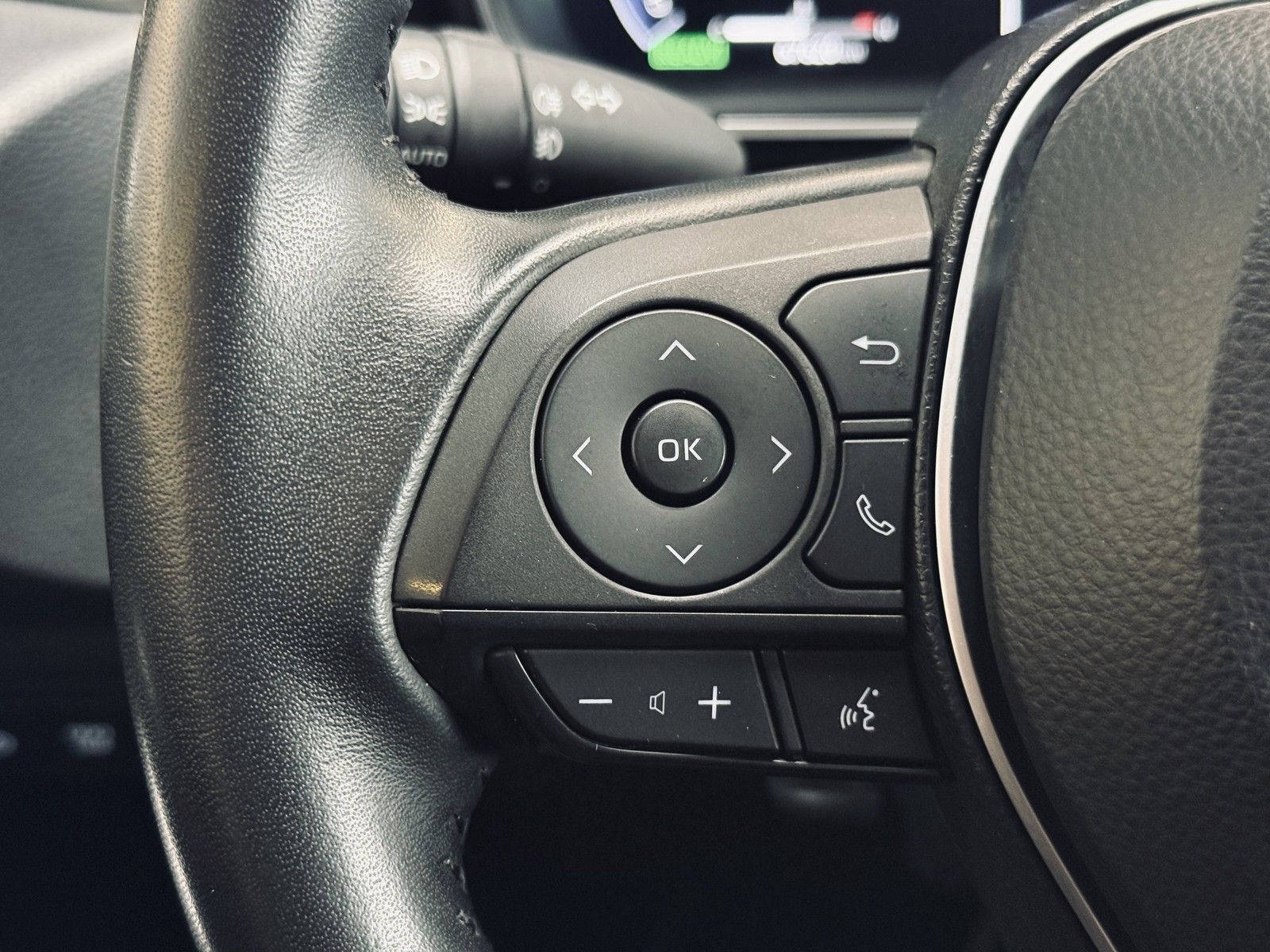 Toyota Corolla Touring Sports Hybrid Business|1.HD|KAME
