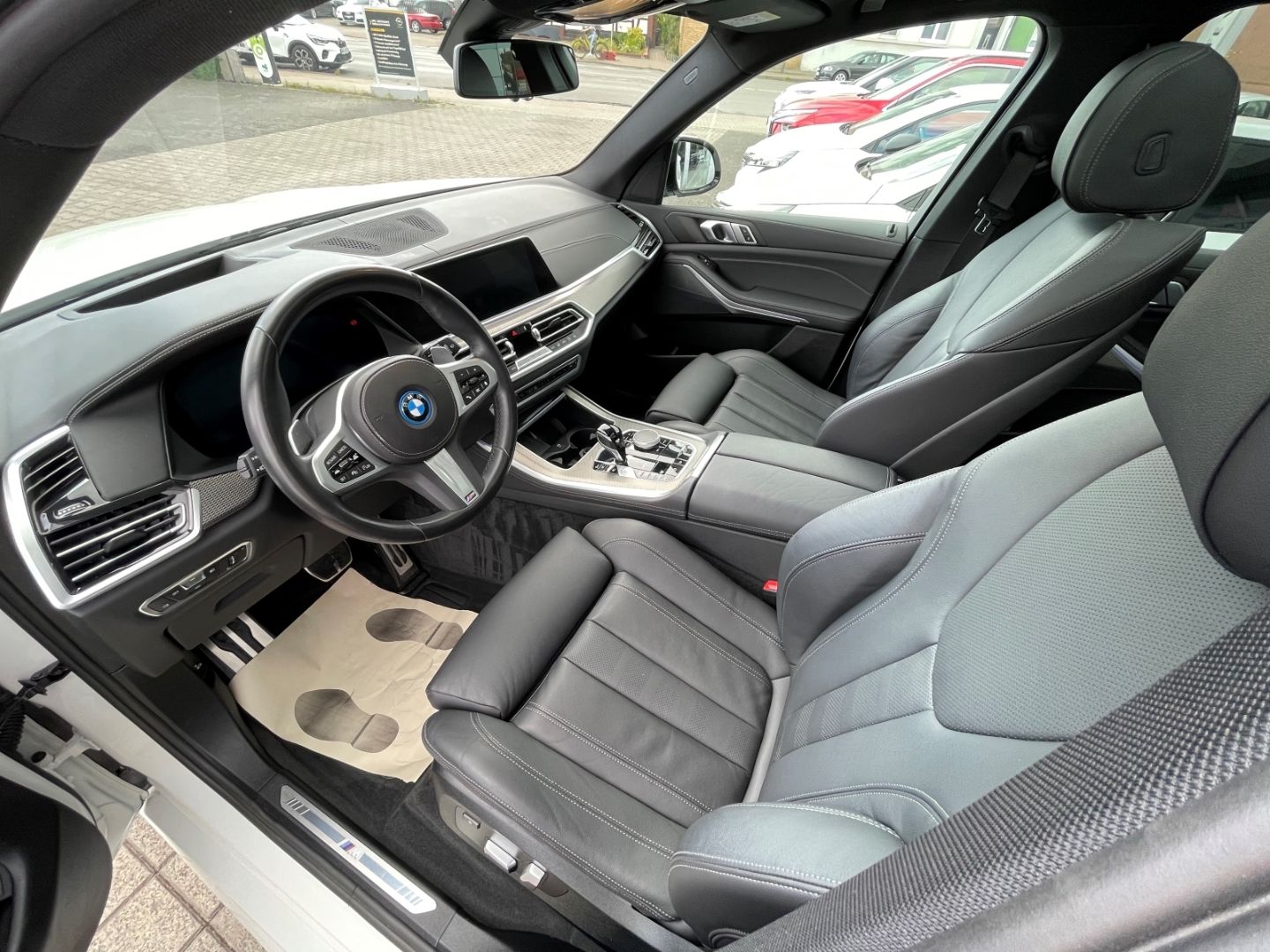 BMW X5 xDrive45e M SPORT PANO LASER PA+ HUD R22 HIFI