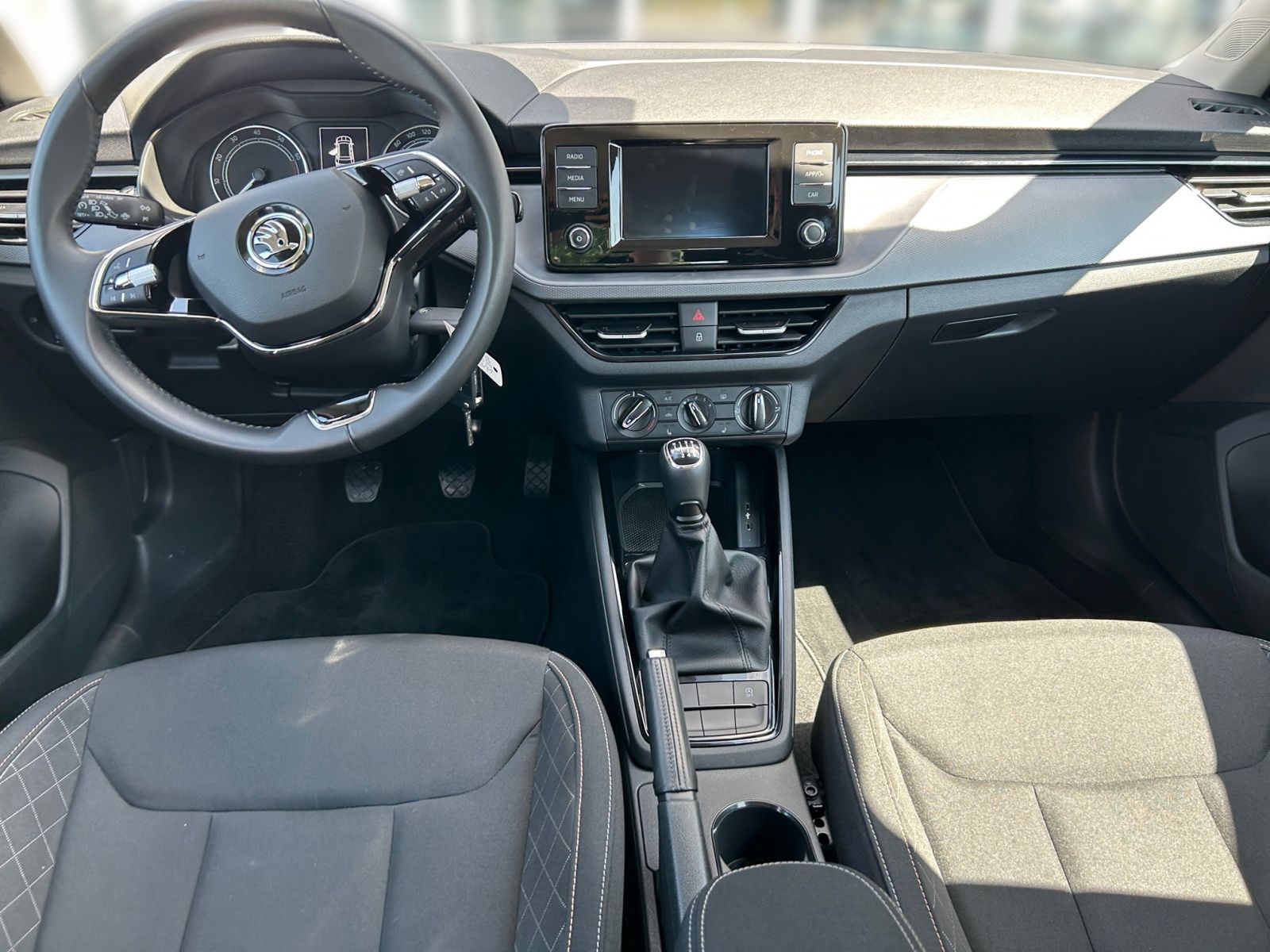 Skoda Kamiq 1.0 TSI Ambition - Samsaru's Car Outlet