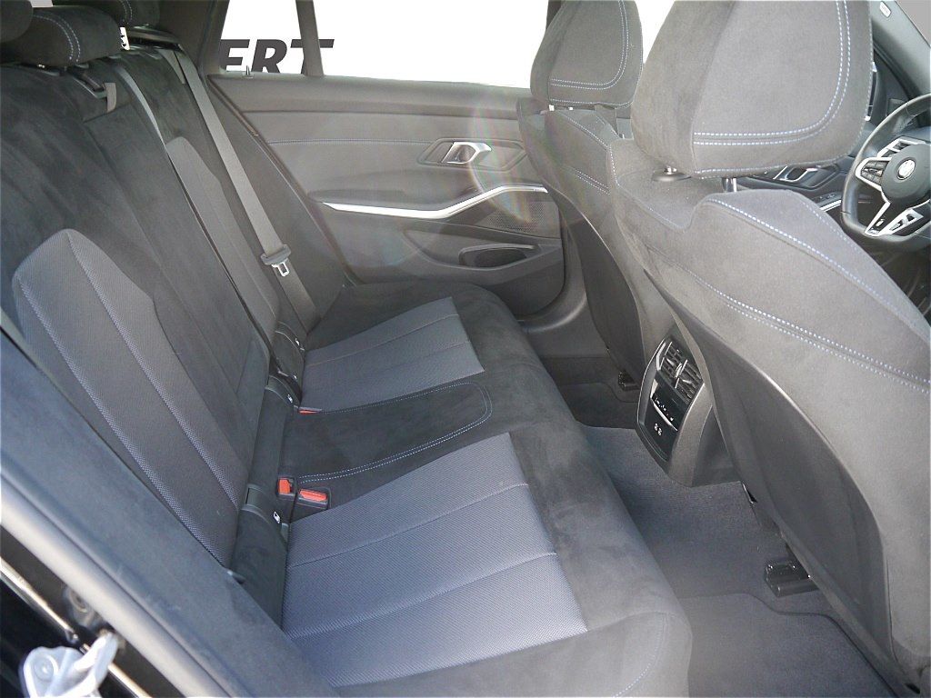BMW 318d tour. M Sport A. +PANODACH+adLED+HIFI+DAB+