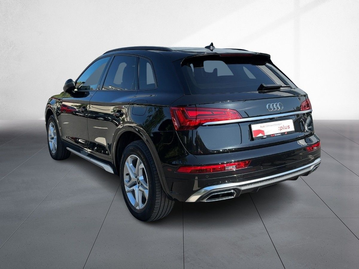 Audi Q5 TFSI e S line 50 quattro S tronic AHZV Matrix