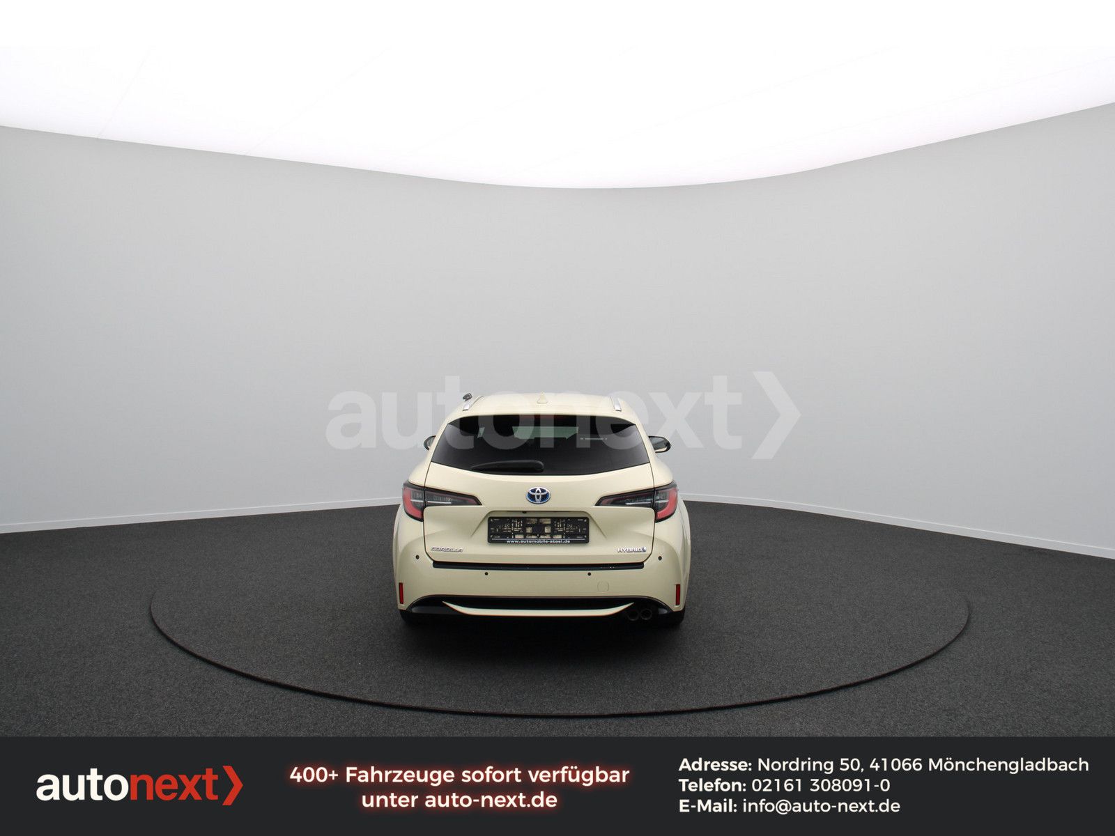 Toyota Corolla 2.0 Hybrid Business Edition - Samsaru's Car Outlet