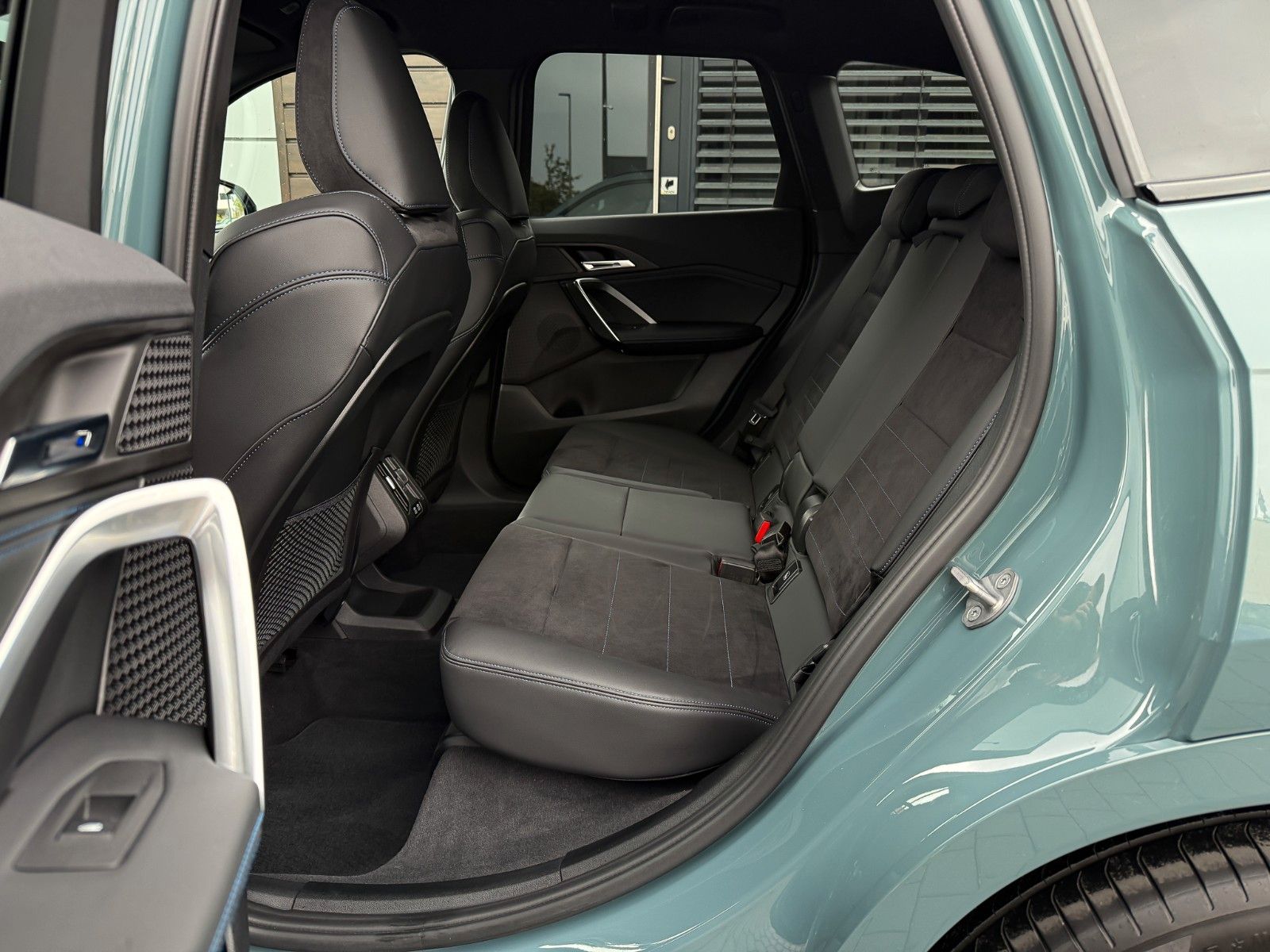 BMW X1 23 d xDrive M Sport - Samsaru's Car Outlet