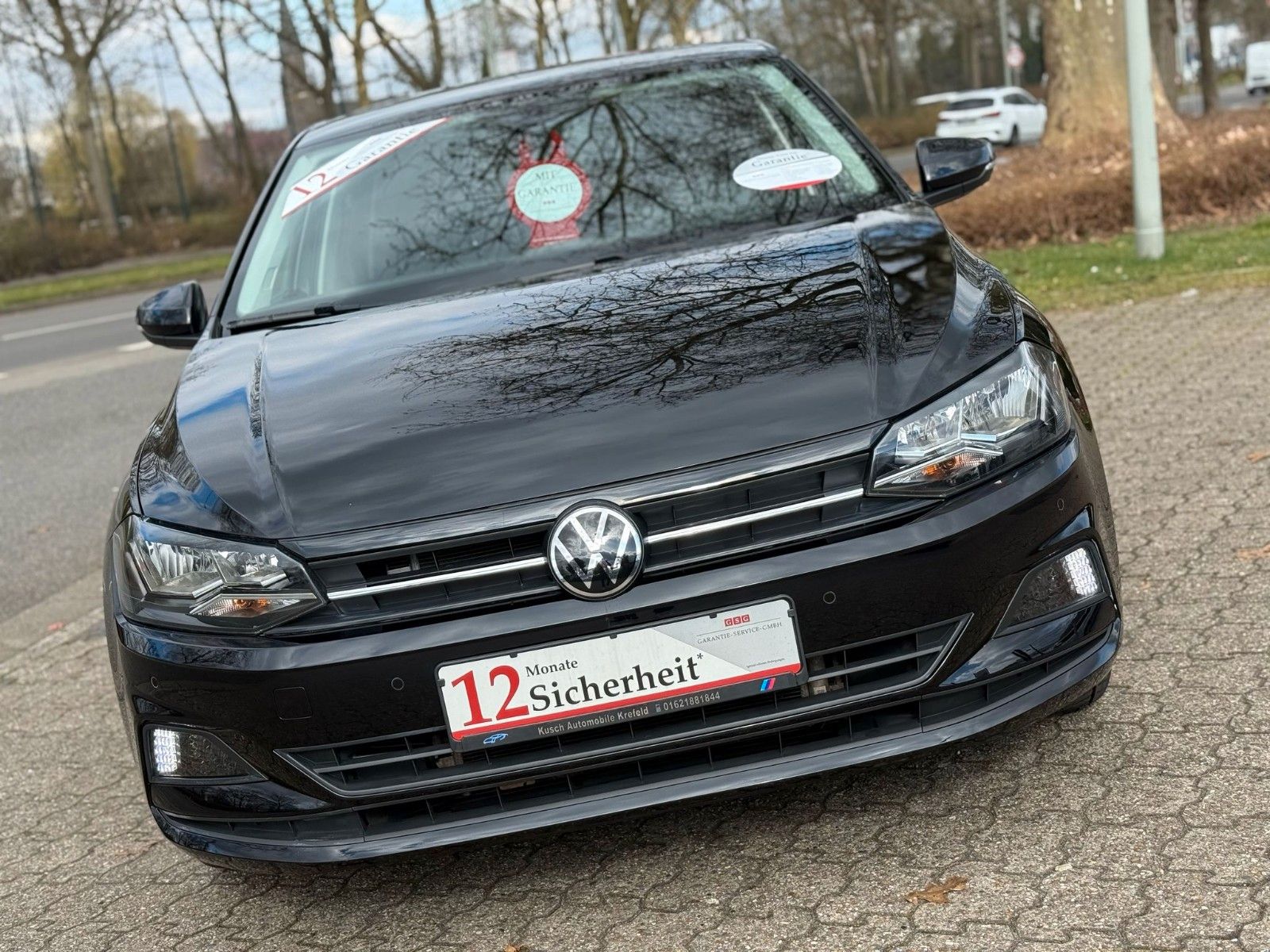 Volkswagen Polo VI Comfortline - Samsaru's Car Outlet