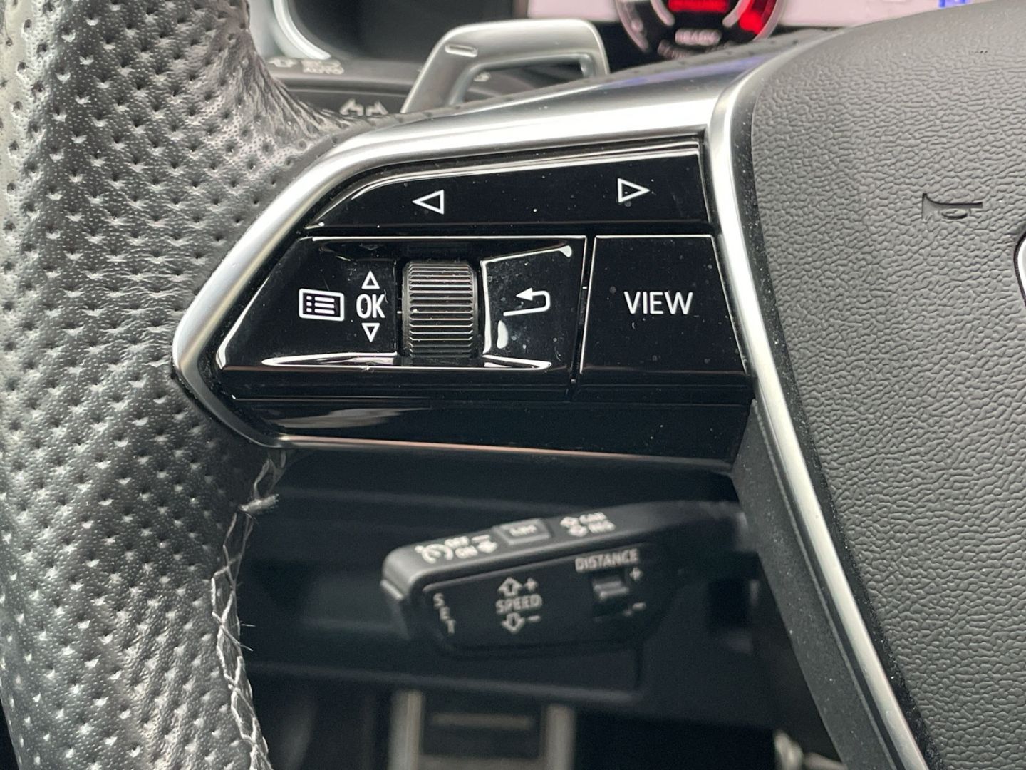 Audi RS6 Avant AHK/B&O/RS-AGA/Matrix/AIR susp/280km/h
