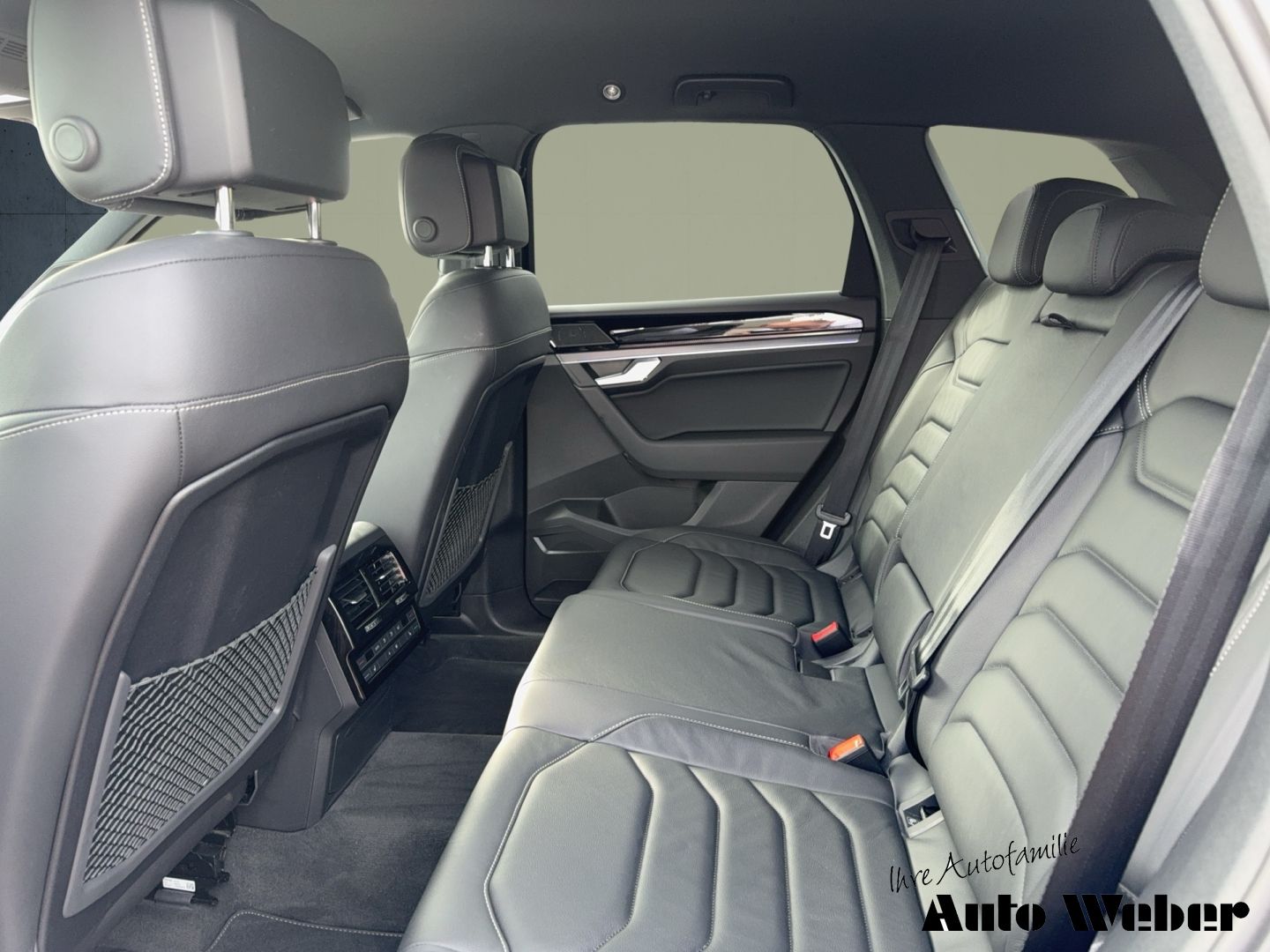 Volkswagen Touareg 3.0TDI R-Line Matrix Luft HUD Keyless AH