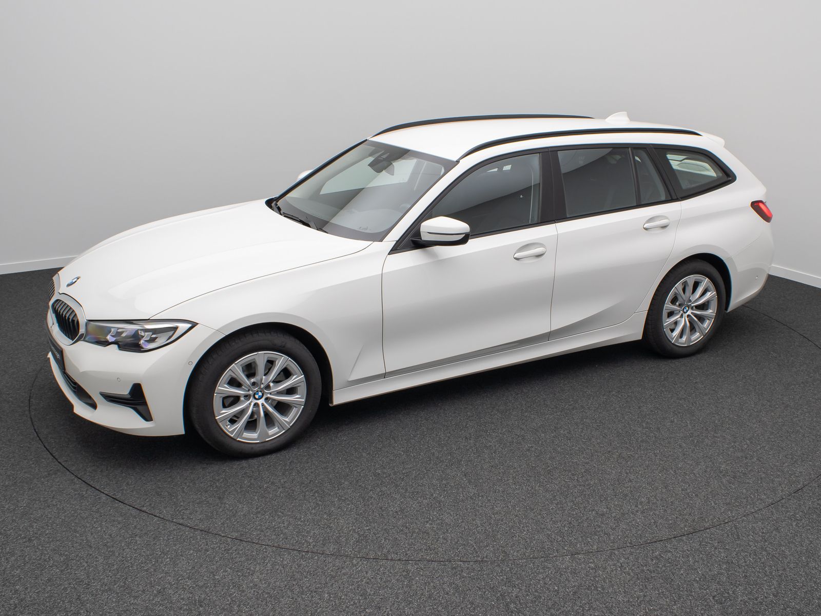 BMW 320d Advantage - Samsaru's Car Outlet