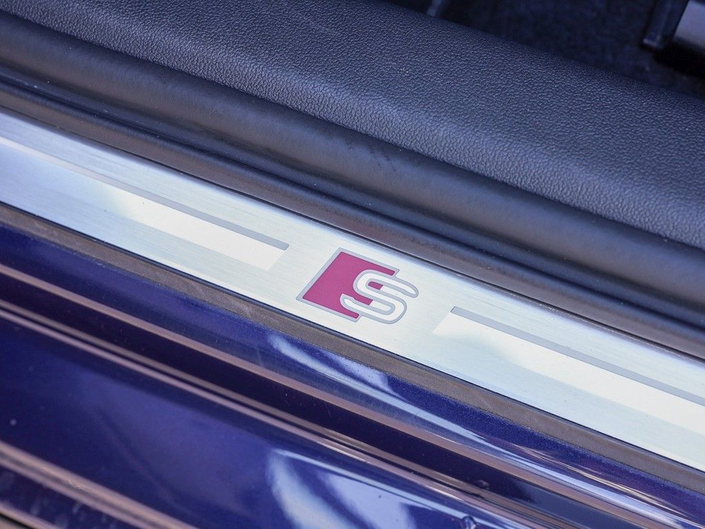 Audi A3 Sportback 45 TFSI e S line S-tron Navi Matrix