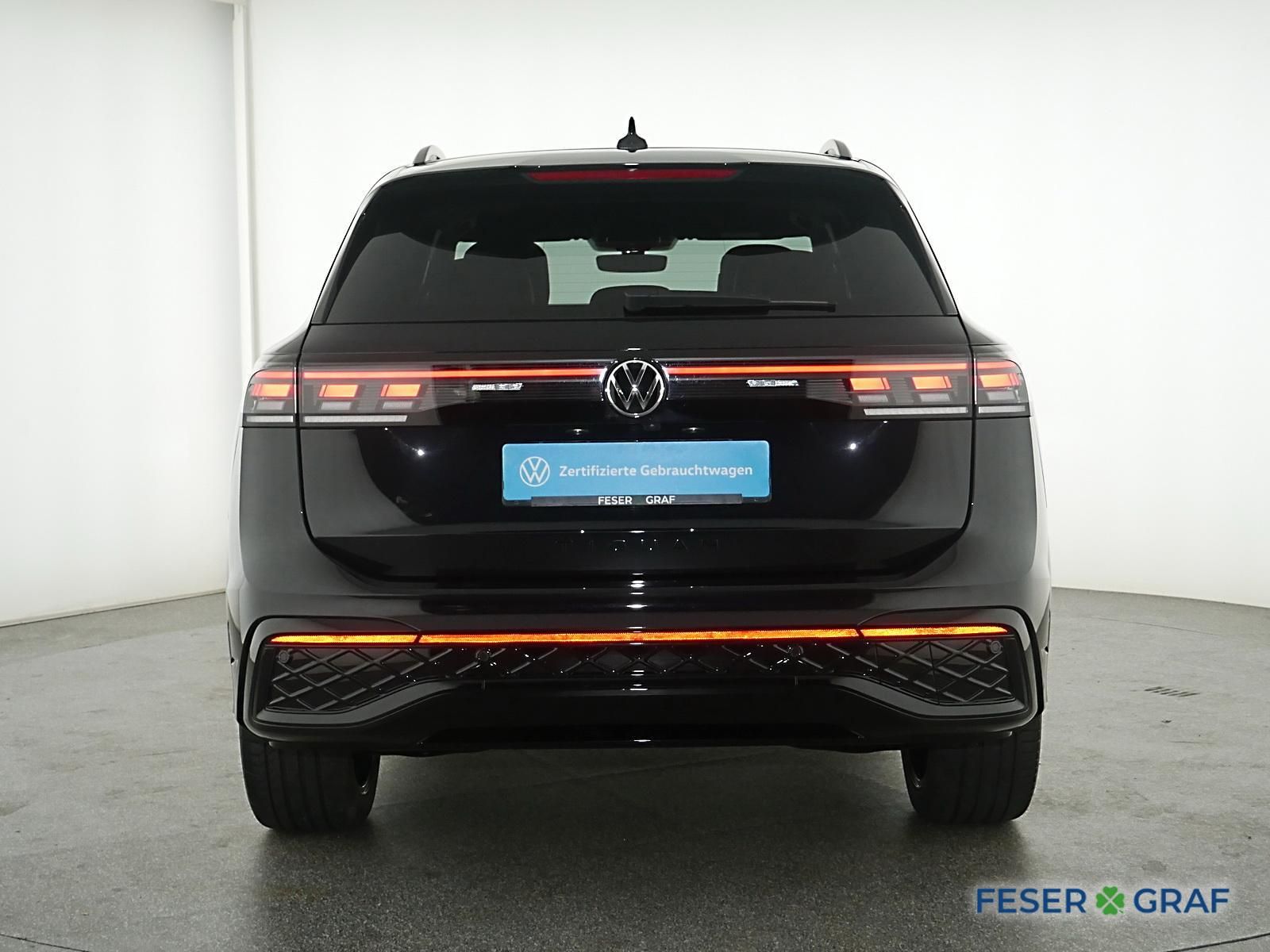 Volkswagen Tiguan 2.0TDI R-Line AHK BlackStyle LED Panorama
