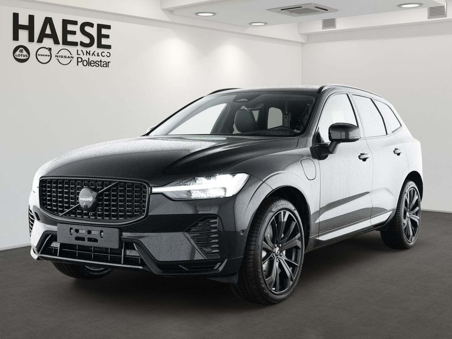 Volvo XC60 T6 Ultra Black Edition Recharge Plug-In Hyb