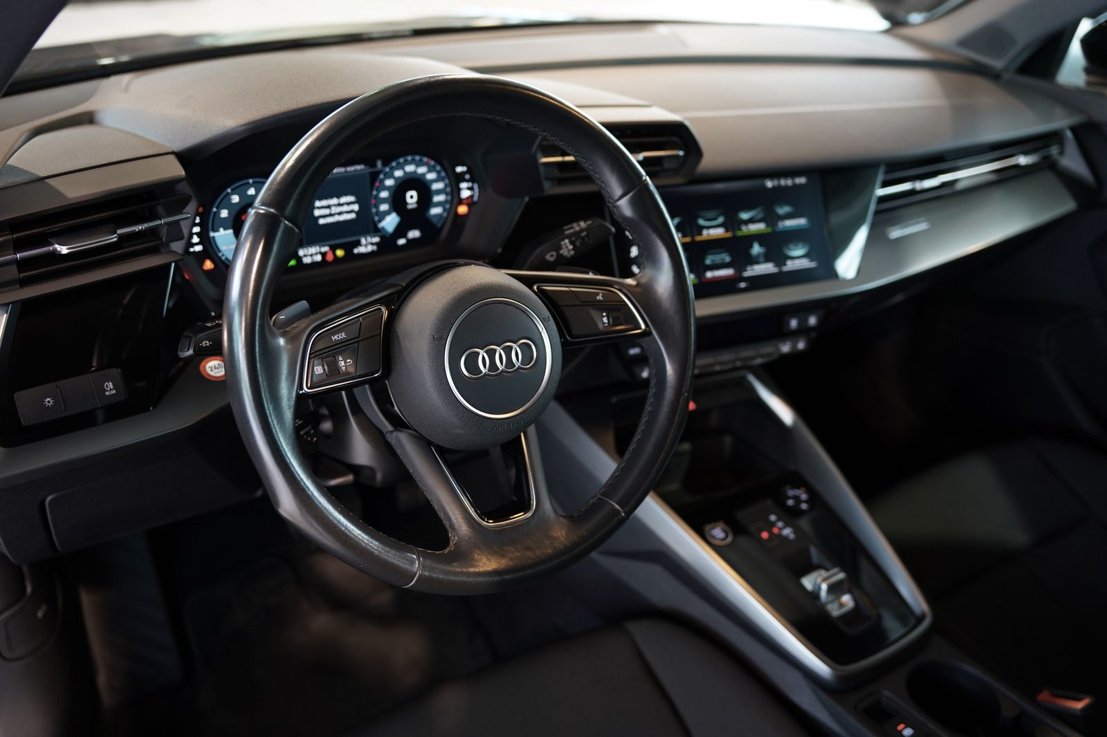 Audi A3 30 TFSI Sportback advanced S-Tr. 1.H *Virtual