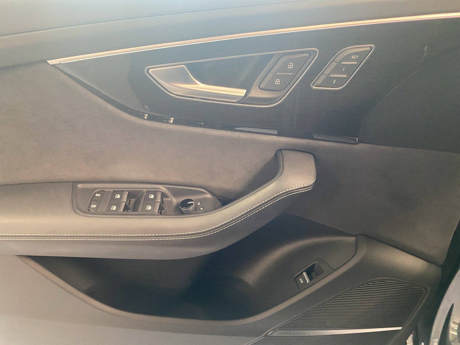 Audi Q8 55 3.0 TFSI quattro Pano S-line ACC AHK AUT
