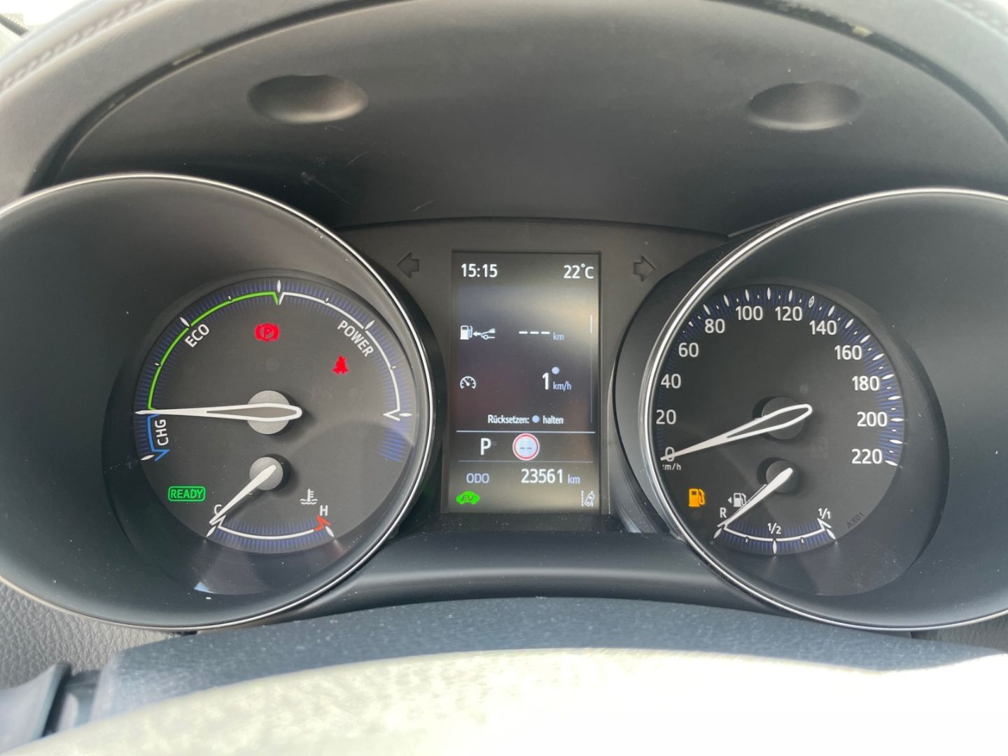 Toyota C-HR 1.8 Hybrid Flow - Samsaru's Car Outlet