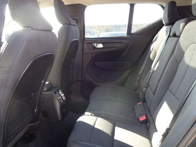 Volvo XC40 T4 Inscription Plug-In 2WD AHK ACC PANO