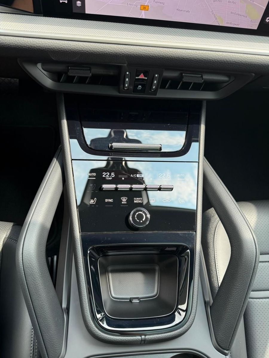 Porsche CAYENNE COUPE 360°AIR/INNO/HUD/BOSE/PANO/BF-DISP