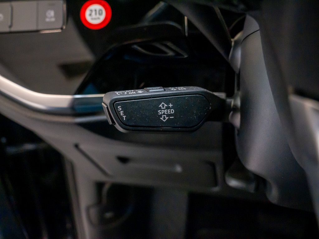 Audi Q3 S line 35 TDI quattro S tronic - Samsaru's Car Outlet