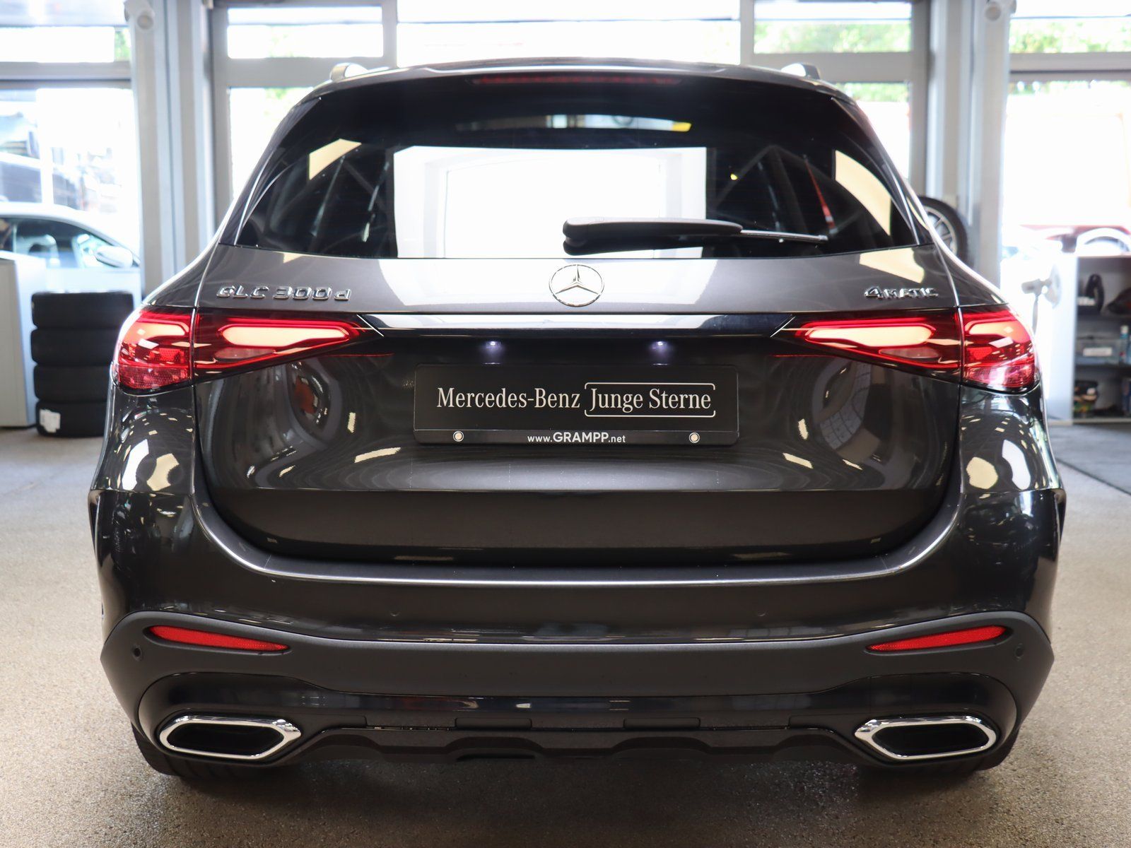 Mercedes-Benz GLC 300d 4M AMG PremiumPlus/AHK/Fahrassi/HAL/HUD