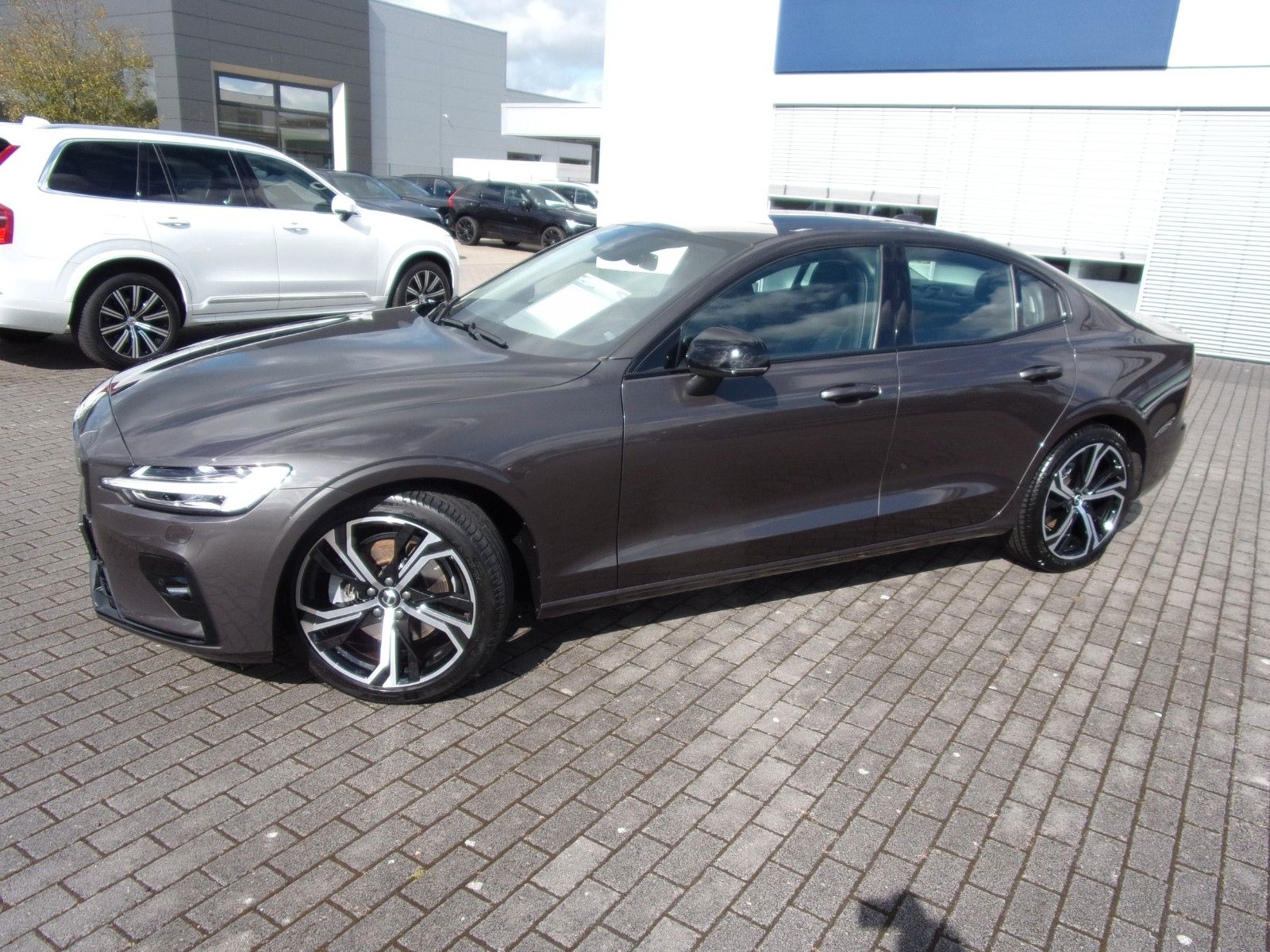 Volvo S60 B4 Lim. Plus Dark