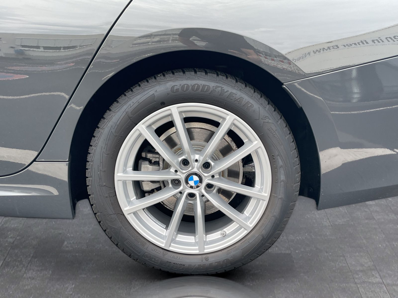 BMW 320d Touring M Sport AHK LiveCockpitProf Kamera