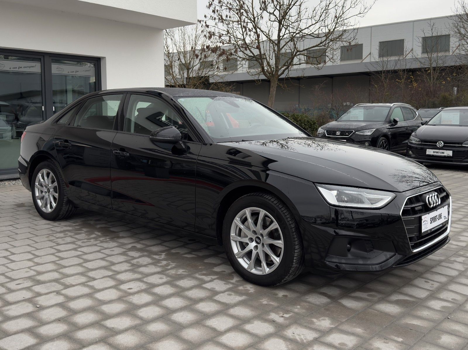 Audi A4 Lim. 40 TDI quattro S-Tr. - Samsaru's Car Outlet
