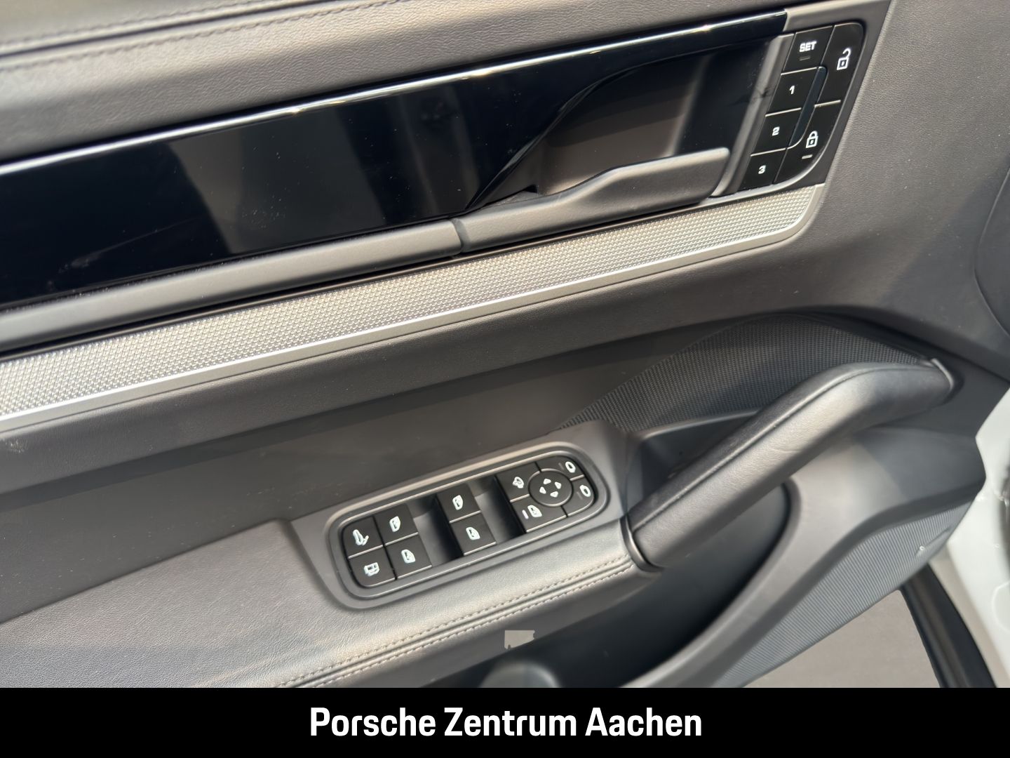 Porsche Cayenne S E-Hybrid Coupe BOSE Panoramadach LED