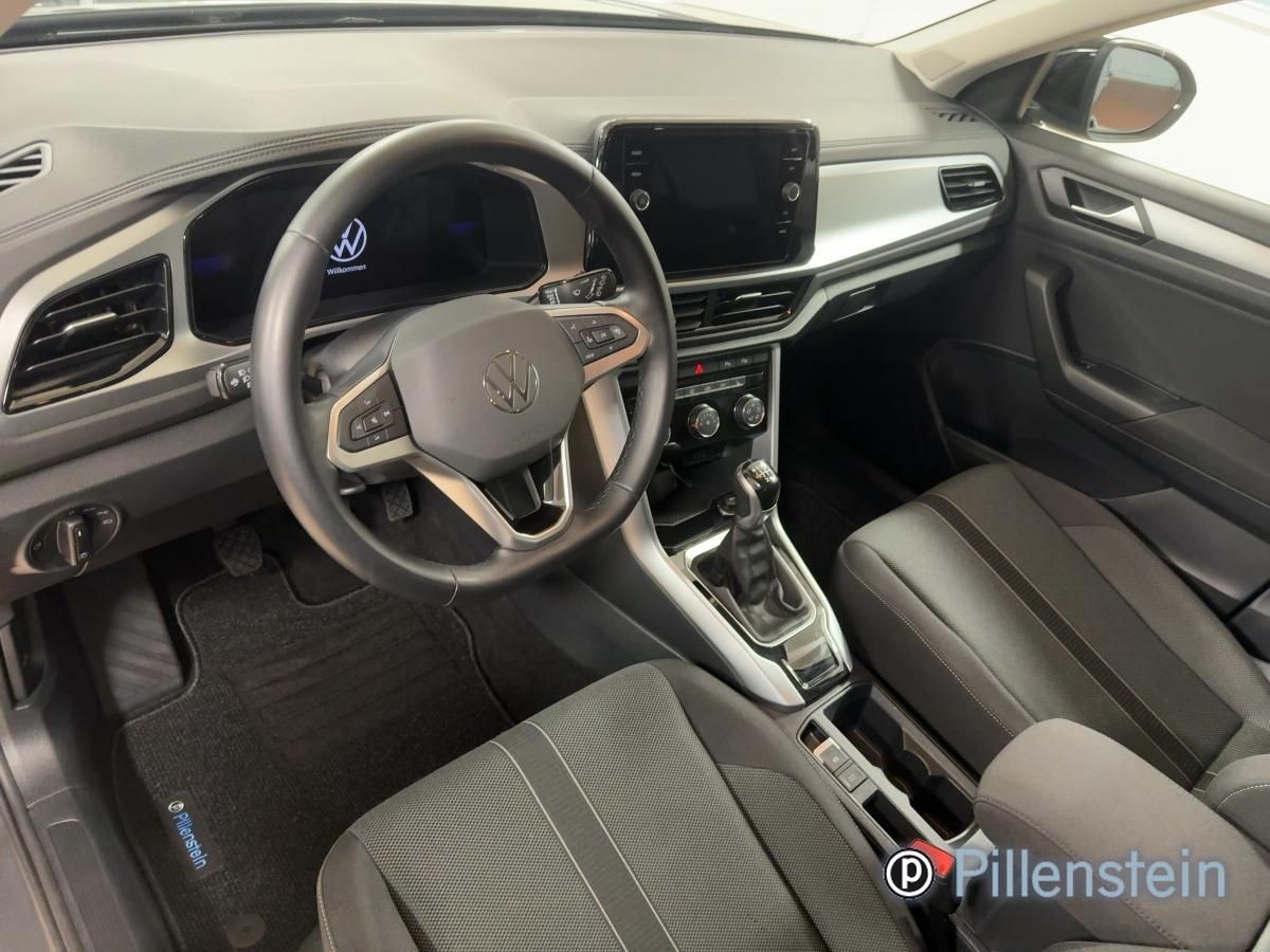 Volkswagen T-Roc LIFE 1.0 TSI - Samsaru's Car Outlet