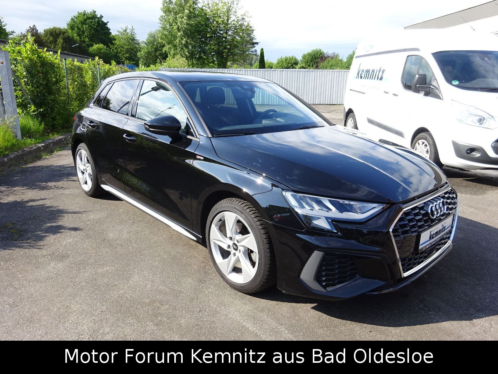Audi A3 Sportback 30 TFSI S line - Samsaru's Car Outlet