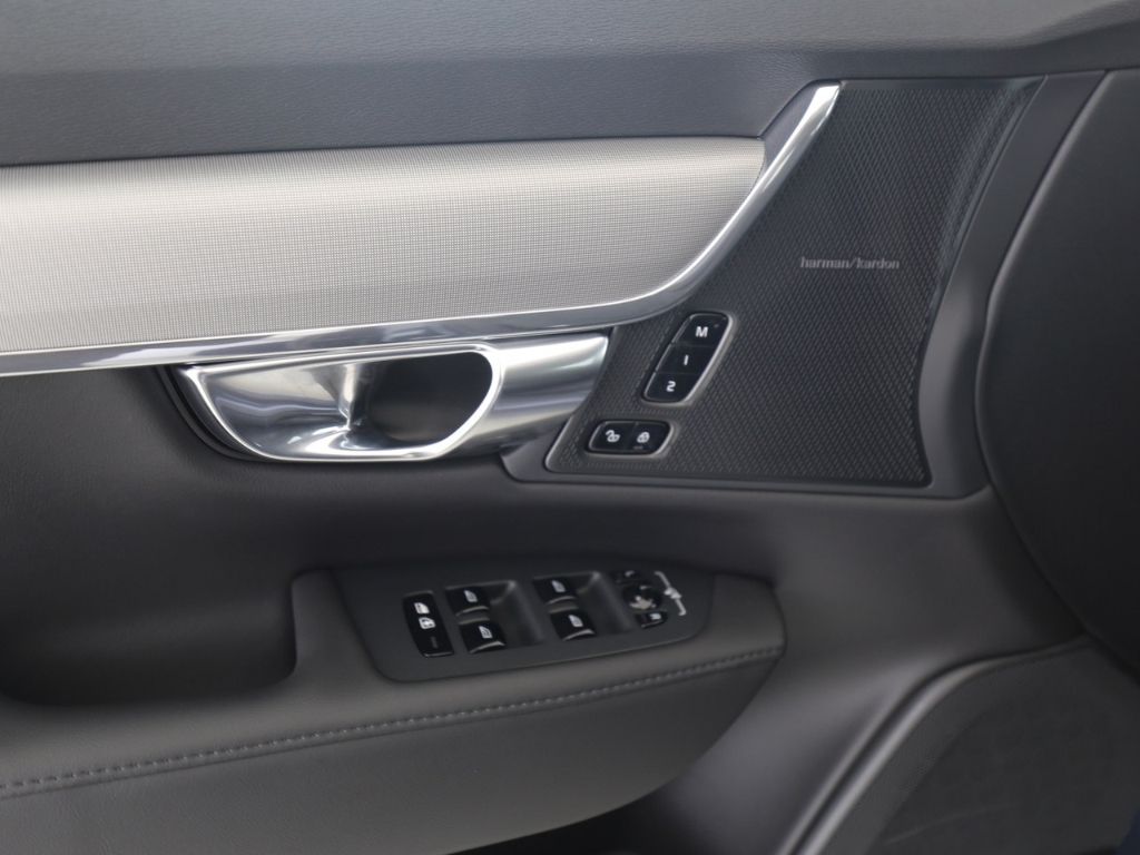 Volvo S90 Core Recharge Plug-In Hybrid AWD StandHZG Di