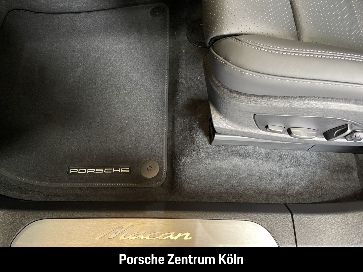 Porsche Macan BOSE Luftfederung 22-Zoll Panoramadach