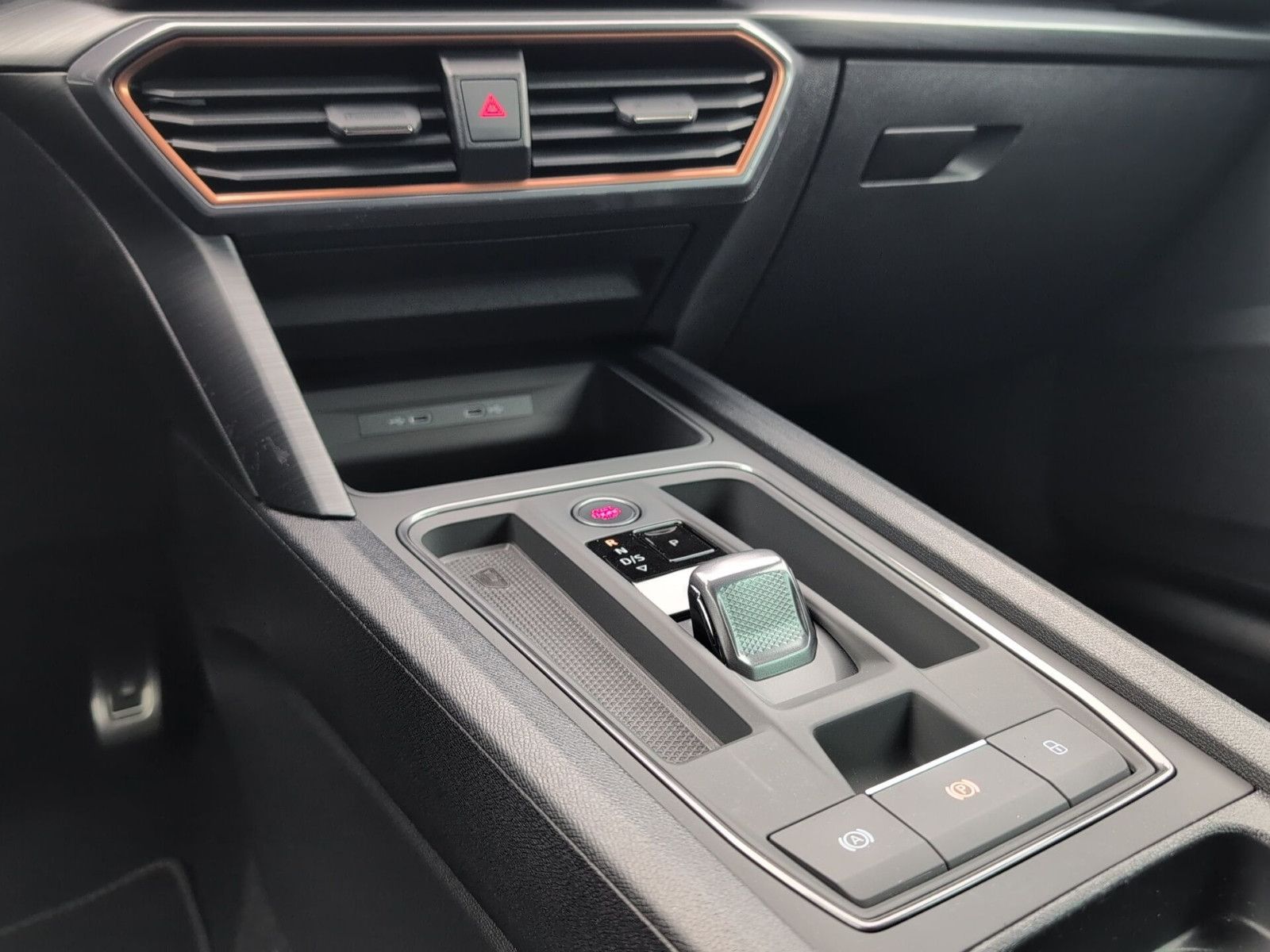 Cupra Formentor 1.4 VZ e-HYBRID Pano/AHK/XL/LEDER/COPP