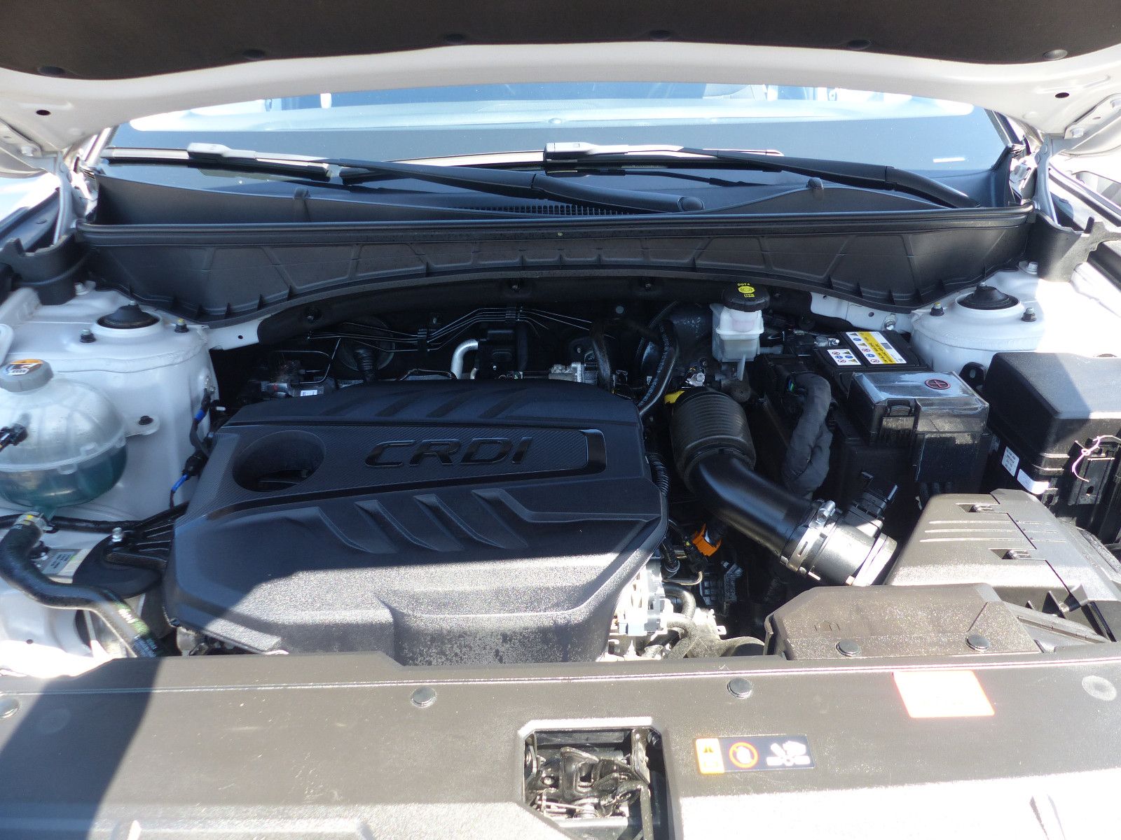 Hyundai Tucson Select 2WD - Samsaru's Car Outlet