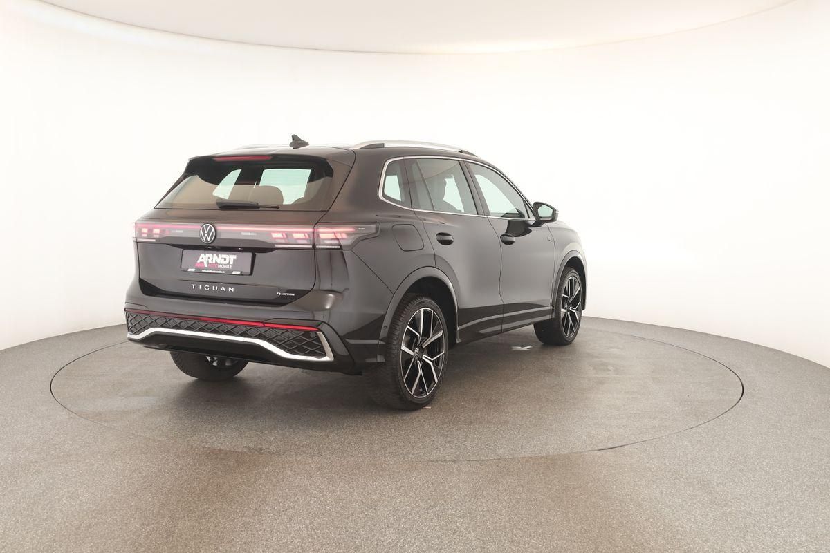 Volkswagen Tiguan 2.0 TDI 4M DSG R-Line Leder Pano Navi 360