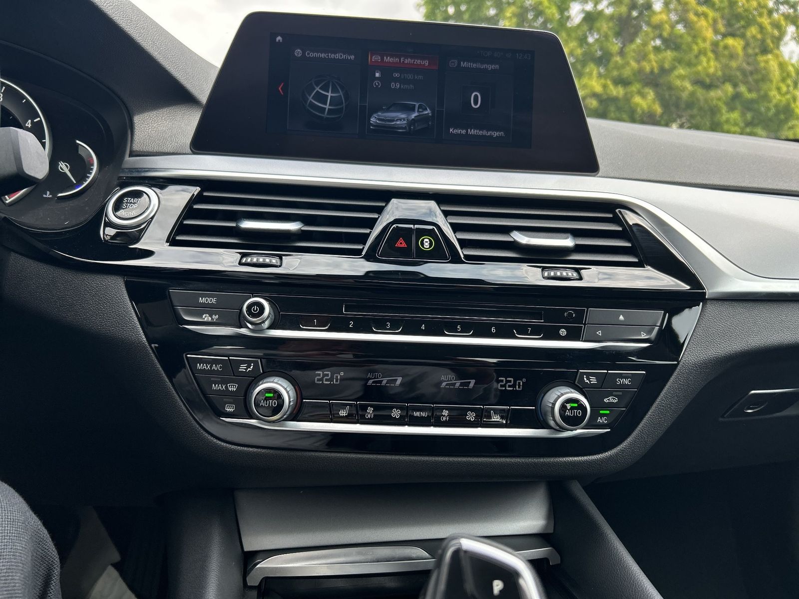 BMW 520d xDrive Limousine Head-Up LED Kamera Standhe