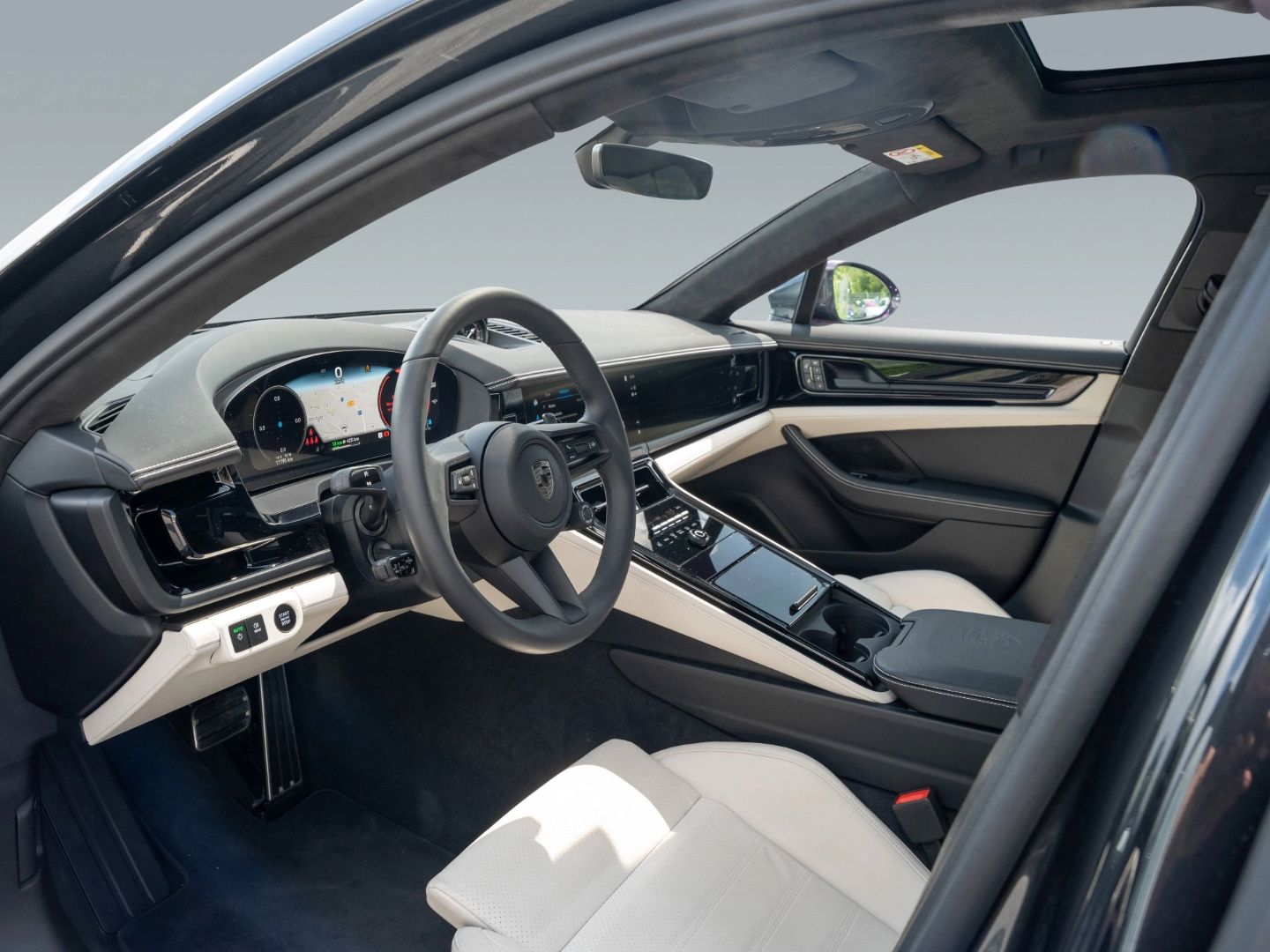 Porsche Panamera Turbo E-Hybrid Surround View Nachtsicht