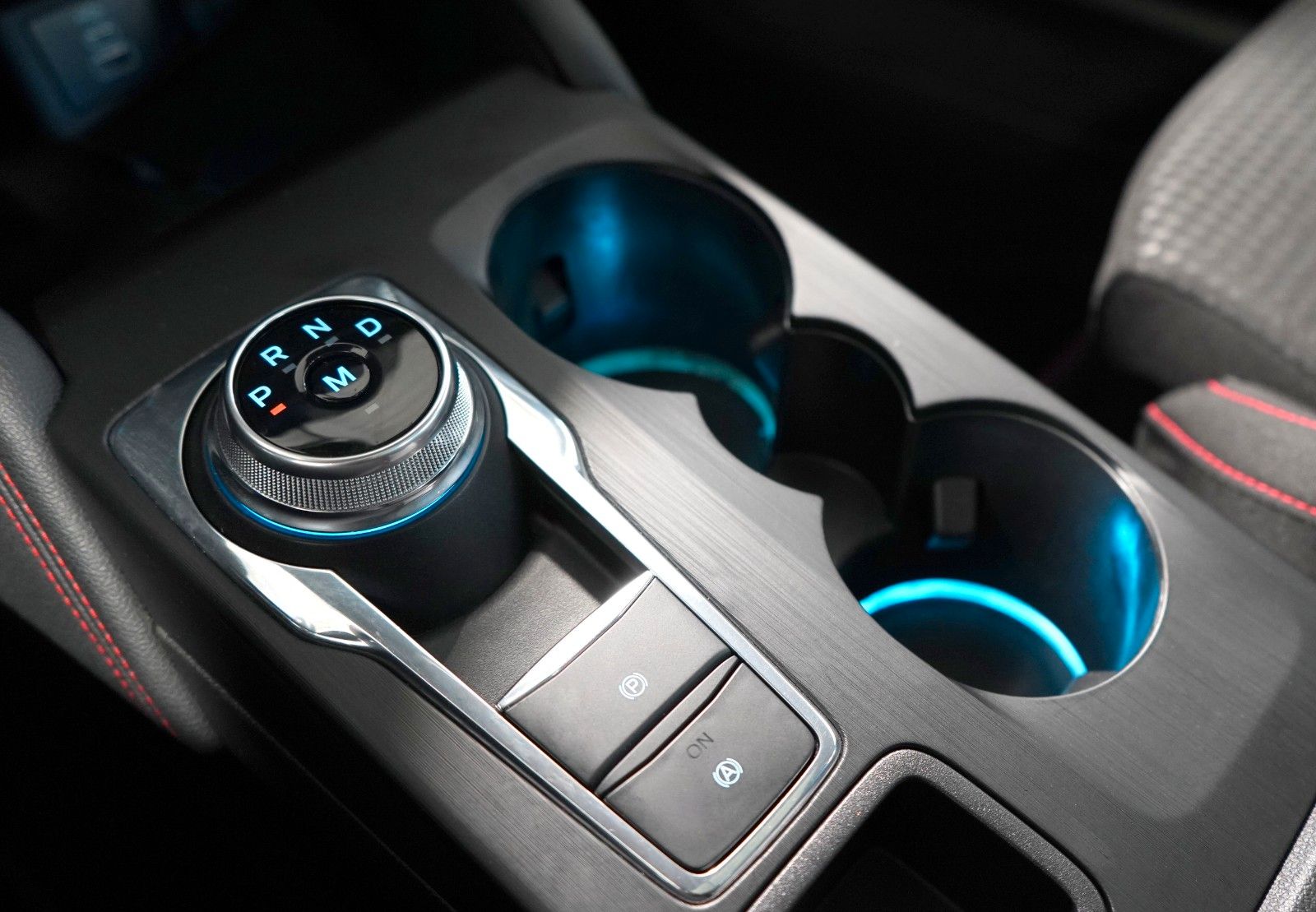 Ford Focus Turnier 1.5 EcoBlue ST-Line X *AHK*PANORAM