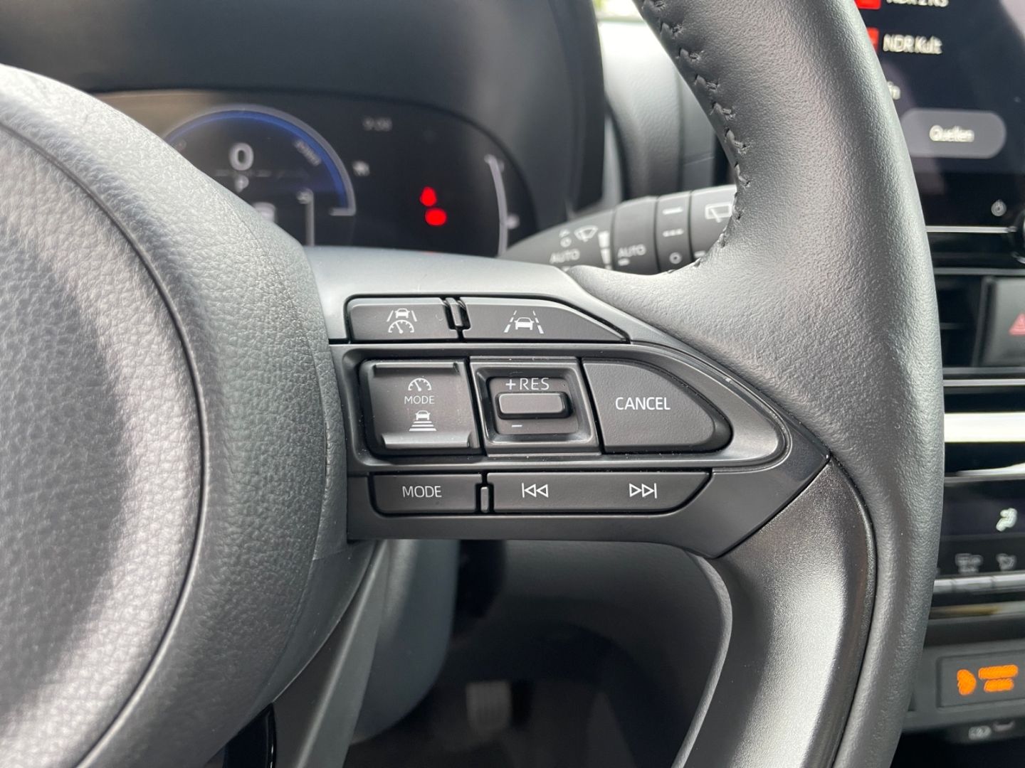 Toyota Yaris Cross Hybrid 1.5 Teamplayer *Safety&Winter