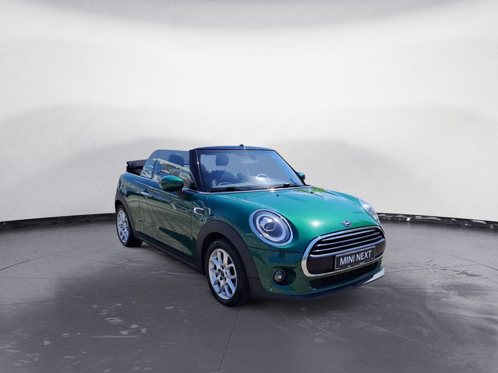 MINI Cooper Cabrio - Samsaru's Car Outlet