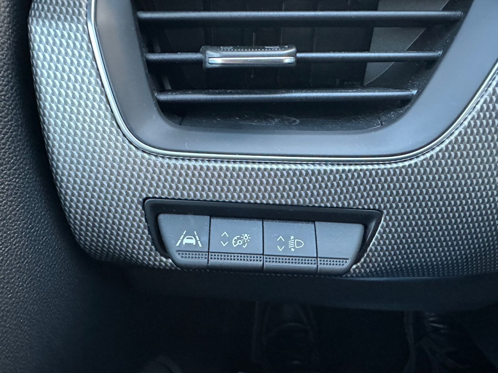 Renault Arkana Intens Hybrid - Samsaru's Car Outlet