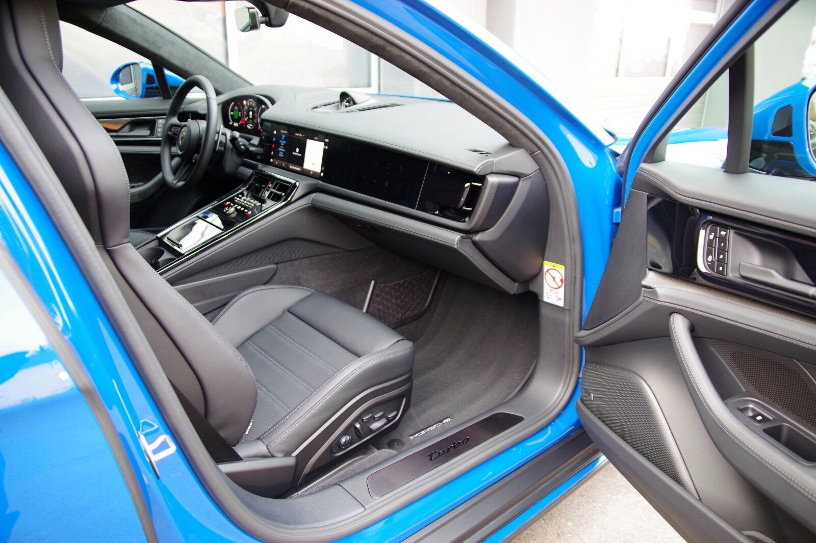 Porsche Panamera Turbo E-Hybrid*0,5%,UPE=220.157,80 €