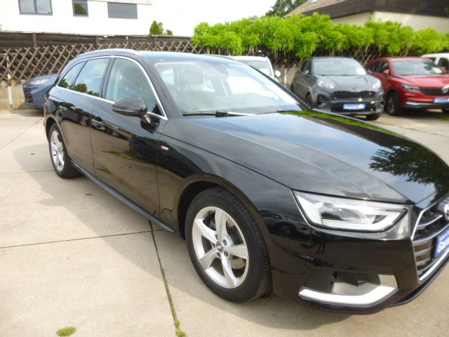 Audi A4 Avant 35 TFSI - Samsaru's Car Outlet